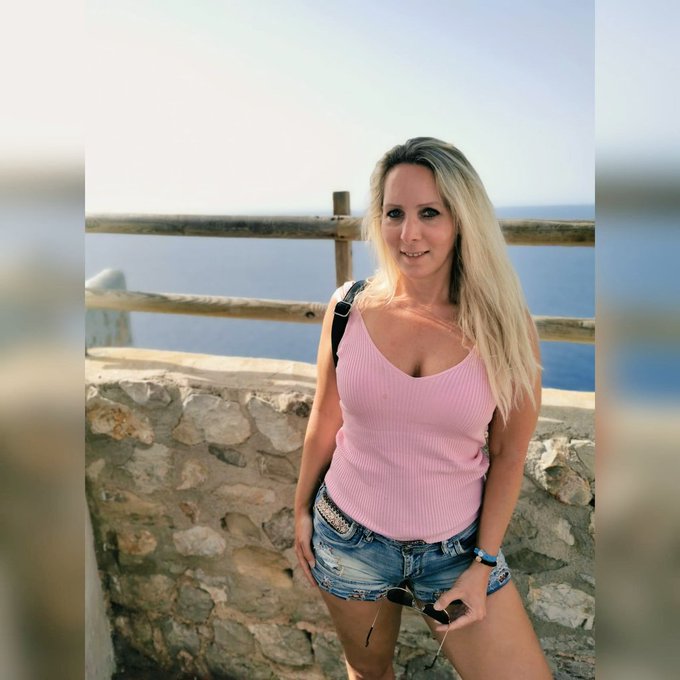 Sch&ouml;nen Guten Morgen   D&uuml;rft ihr gerne teilen (share it)   https://t.co/83rOAy9pKK   (Ohne Kreditkarte)<a href="/tag/sexy"class="tags"><span>#sexy</span></a><a href="/tag/bestfans"class="tags"><span>#bestfans</span></a><a href="/tag/annabelmassina"class="tags"><span>#annabelmassina</span></a><a href="/tag/flirten"class="tags"><span>#flirten</span></a><a href="/tag/4ba"class="tags"><span>#4ba</span></a>