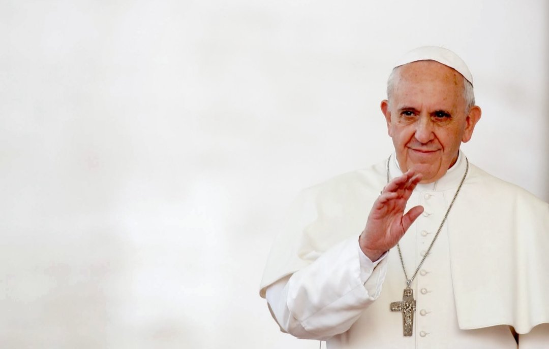 ✝️ Cultos |

El amor transforma: las cosas ordinarias, cuando se hacen con amor, se vuelven extraordinarias.

⚜️ Papá Francisco.