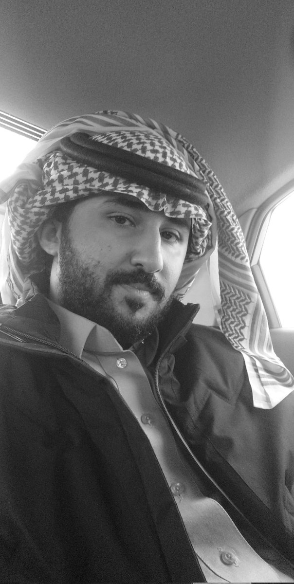 جاكيت يدفيك ولا حضن مزه ترجع تبكيك 😂✋