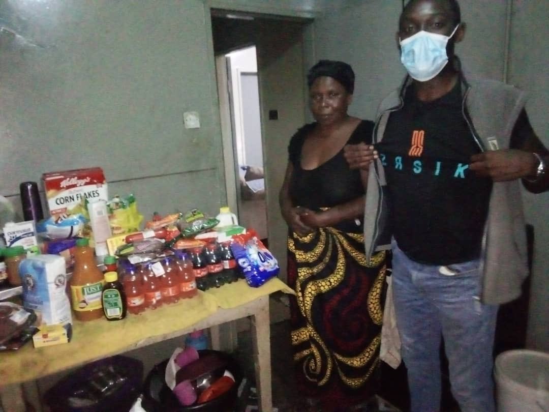 zasikglobal's tweet photo. An amazing start to the week with some Kabwe deliveries. Out customer ordered a premium hamper for her relatives. Order yours now. https://t.co/3CPTCgl1zl https://t.co/1vqJNY6KUq