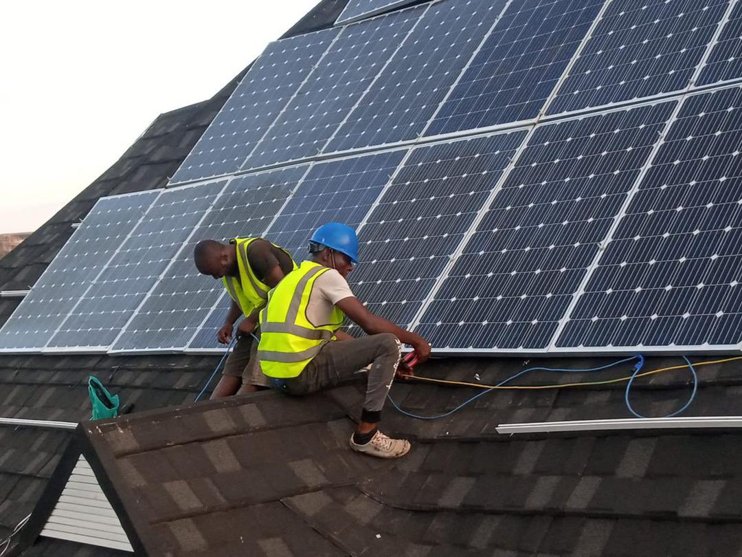 dammiedammie35's tweet photo. Zoe power solutions would make you feel like you’re not in Nigeria anymore with these their strong inverters that works all round the clock sha, I mean 24/7 uninterrupted power supply in this Nigeria💡? Zoe power solution thank you o 🙊😍🤧🕺🏾💃🏾

WhatsApp: https://t.co/NsYllnUNkN https://t.co/V9kFpdMLf6