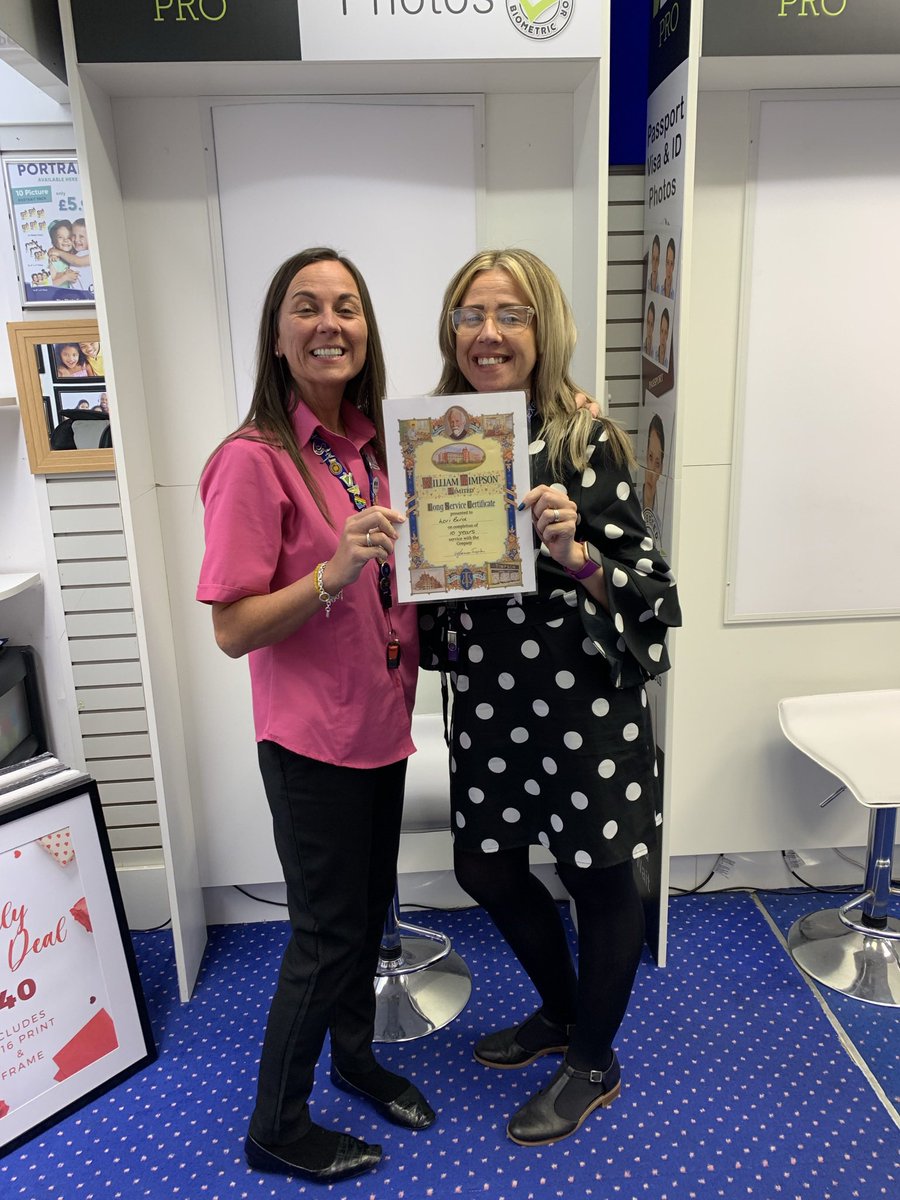 Congratulations to <a href="/LLB_1983/">Lori Adams</a> our Walsall Manager who celebrates her 10 year Maxversary 🥳 Heres to the next 10!! ❤️
