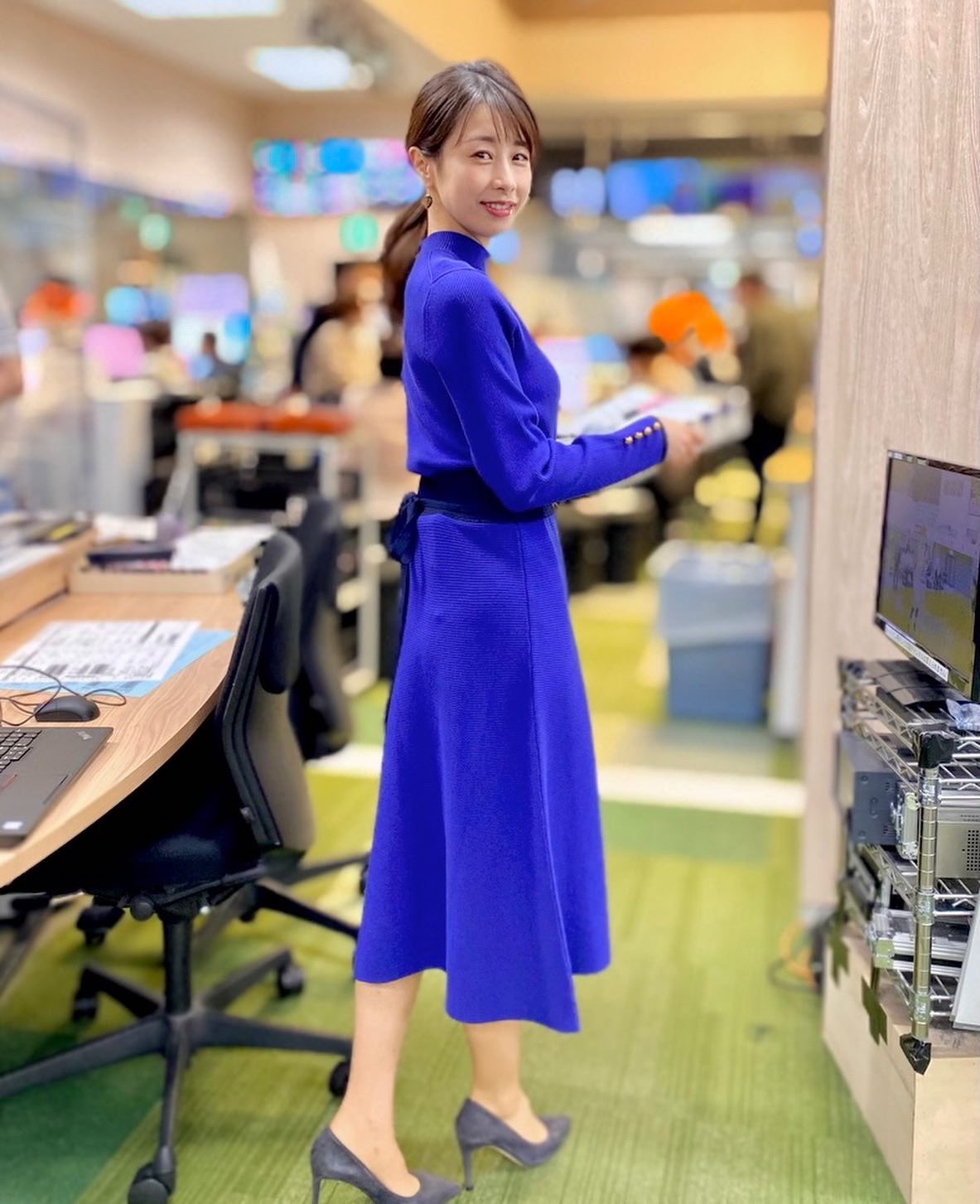 【美品】EPOCA カシミヤ混 ニットワンピース ベルト　L相当　加藤綾子アナ 美品】EPOCA カシミヤ混 ニットワンピース ベルト L相当 加藤