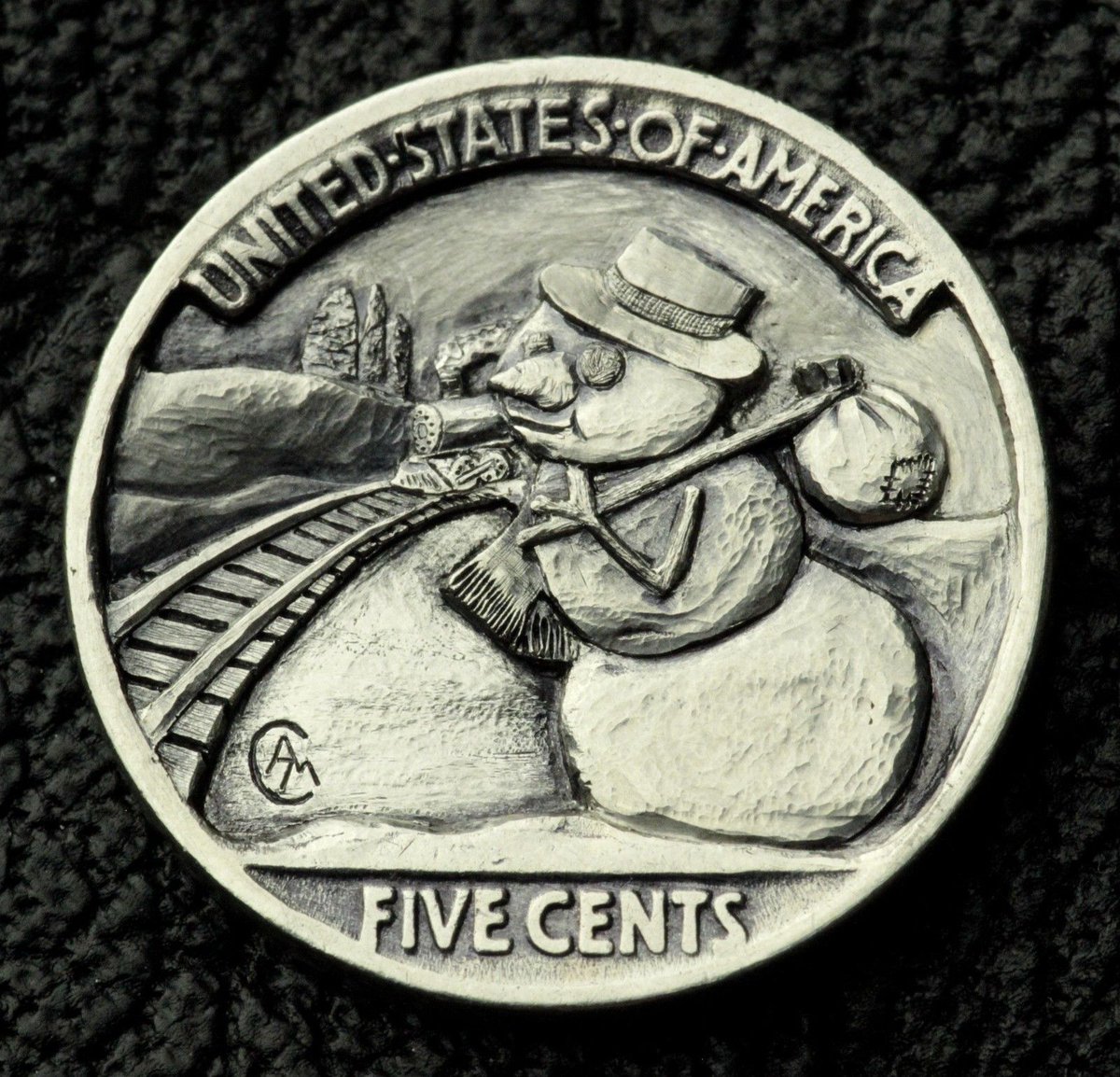Hobo_Nickel_Soc's tweet photo. #WorldDayOfTheSnowman #DayOfTheSnowman #WDoSM
Do you want to build a #Snowman?
#HoboNickel #CoinCarving by #AngelaMarieCarter @AngelaMarieArts https://t.co/rNiGiIHM18