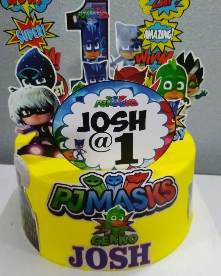 FunkeoluCakes's tweet photo. Pjmasks Character Cake for our handsome Josh💙💛♥️
-
Call /WhatsApp: 08070582027 to  order
-

#charactercake #childrencakes #pjmaskcake #chocolatecake #ilovebaking #cake #cakesinlagos #lagosbaker #lagosbusiness #childrenparty #ikejabaker #ogudubaker #funkeolucake #funkeolucakes https://t.co/7g8oR8JYLB