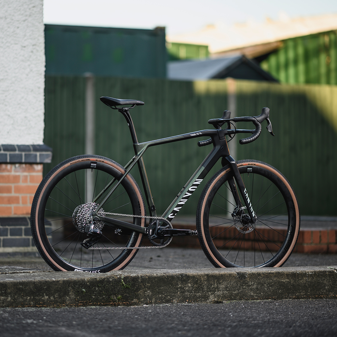 canyon_bikes's tweet photo. Broken tarmac, off-road cut-throughs, across all seasons, in all conditions – The Grail CF SL 7 Race Green is here to hold up high pace across all terrains with a fresh new look.

Available now in a limited run of 100 bikes. 
https://t.co/hNUrvdU3yN

📸 Rupert Fowler https://t.co/gNQlXH4bzk