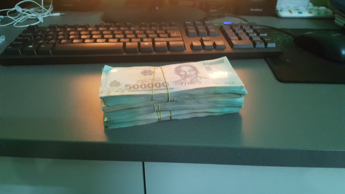 BossChung21's tweet photo. rất nhỏ https://t.co/waqo3X5ZQ2