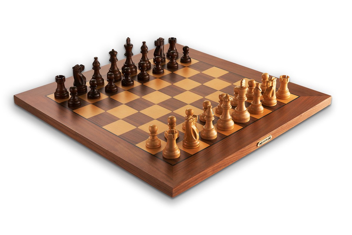 euroschach's tweet photo. Ja, viele haben darauf schon gewartet. Das "Millenium Supreme Tournament 55 Schachbrett eBoard" ist auch endlich wieder bei uns in Dresden verfügbar: https://t.co/0nzjXRIpyn 😊😊 Euer Euro Schach Dresden Team!
#schach #Chess #schachcomputer #schachspielen https://t.co/1OyMPWOBBO