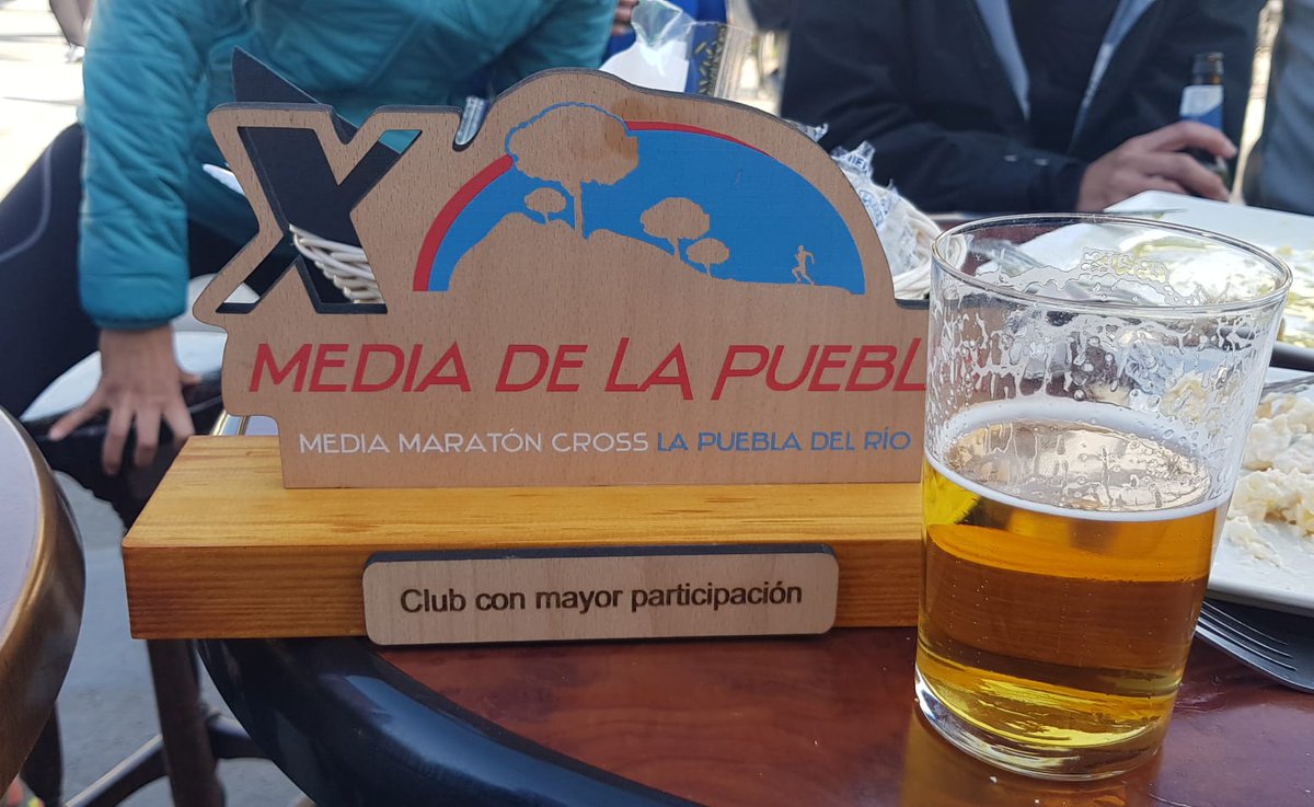 CDHispatrail's tweet photo. La marea naranja y verde disfruta de la gran carrera Media Maratón Cross de la Puebla del Rio. 
https://t.co/fym5pOtksh
#cdhispatrail #guruguru #cuñasdelapuebla #fatiguitascolineros https://t.co/M48TNpX60C