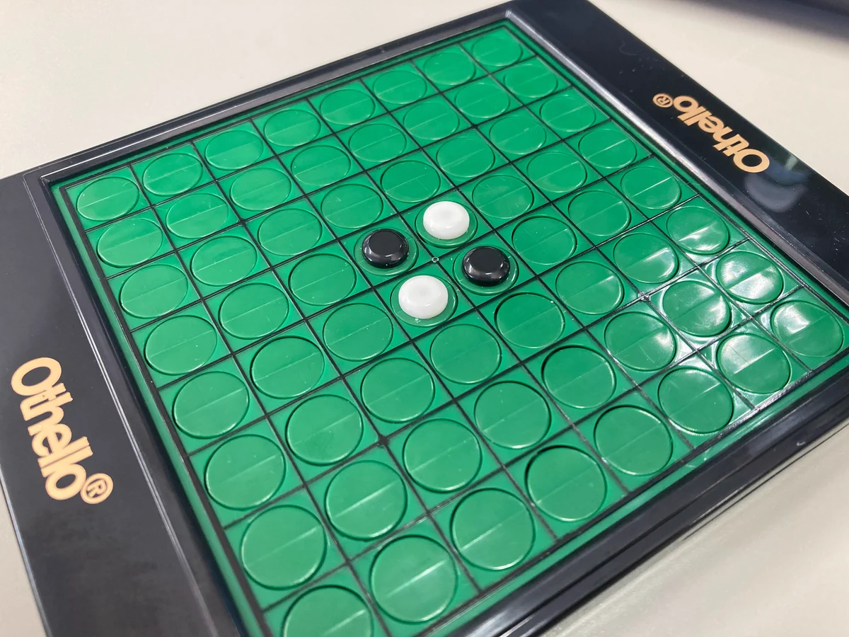 災害への備え、非常用持ち出し袋にオセロゲームも入れた方がいい！