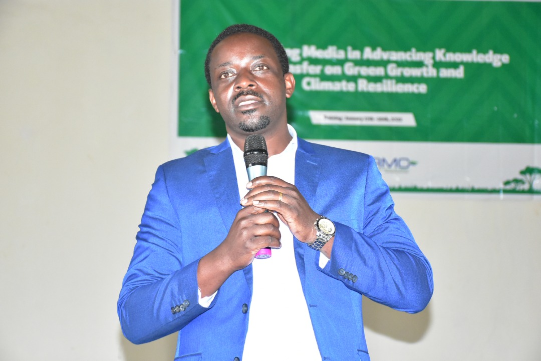 Le role desmédias locaux et internationaux a été considéré parGGGI.Ceci est concrétisé par son appui technique relatif àla formation des journalistes.Que Vive l’environnement,que vive le Rwanda
<a href="/GreenFundRw/">Rwanda Green Fund</a> <a href="/EnvironmentRw/">Ministry of Environment - Rwanda</a> <a href="/EnviroRwanda/">Rwanda Environmental Journalists</a> <a href="/GGGI_Rwanda/">GGGI Rwanda</a> <a href="/GicumbiDistrict/">Gicumbi District</a> 
#GreenGicumbi