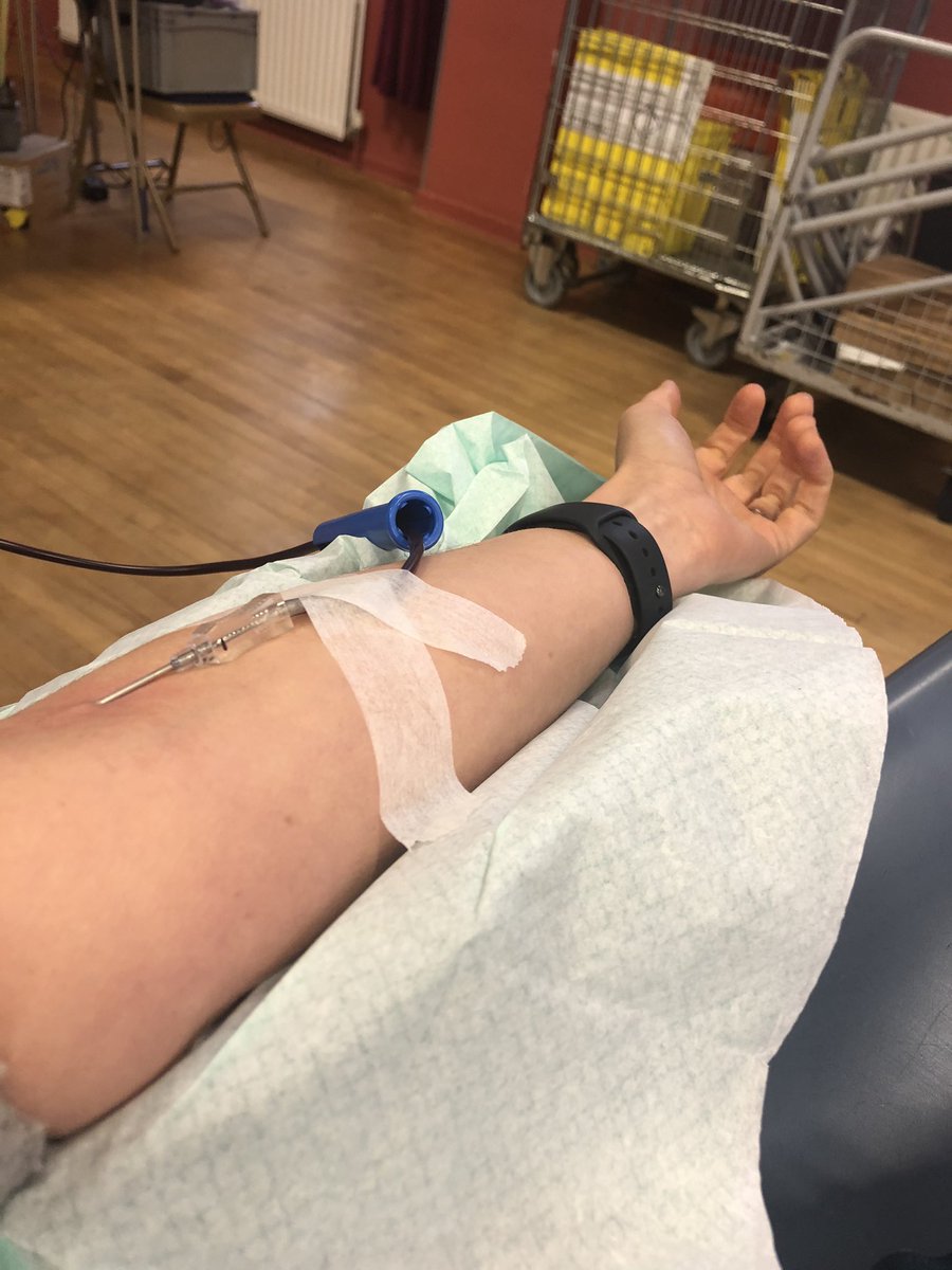 LiveseyCara's tweet photo. Still looking for a New Years resolution? Why not give the gift of blood 🩸

To book to give blood follow this link https://t.co/K8IKeHwGw8
@WelshBlood https://t.co/cGF27Bs8nZ