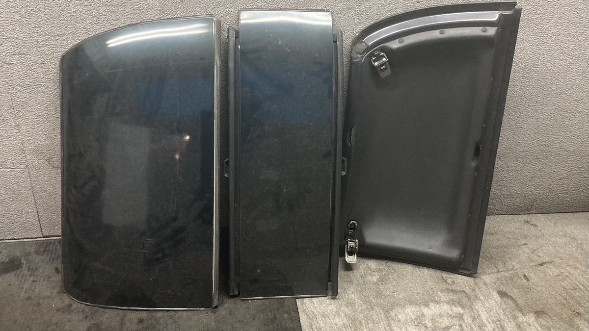 soshin_parts's tweet photo. 本日の一枚はカプチーノのメタルルーフトップです。内側が酷い破れなどが無くて、綺麗な品です。近い内にヤフオクに出品予定です。興味ある方は是非🤩 https://t.co/FkslavR6vx