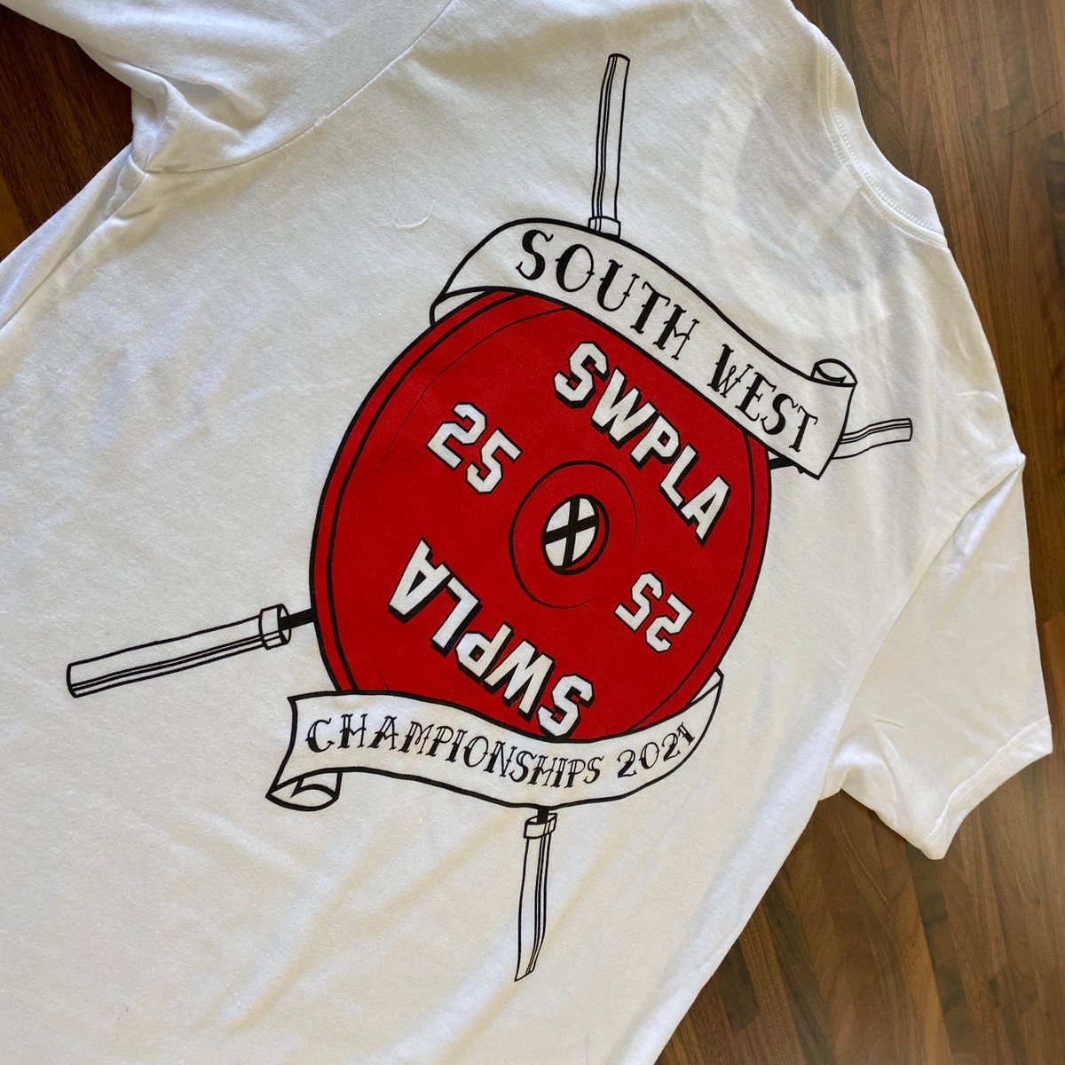 2 Colour screen print that we did for #SWPLA also had a print around the collar and a full colour print to the sleeve 💪