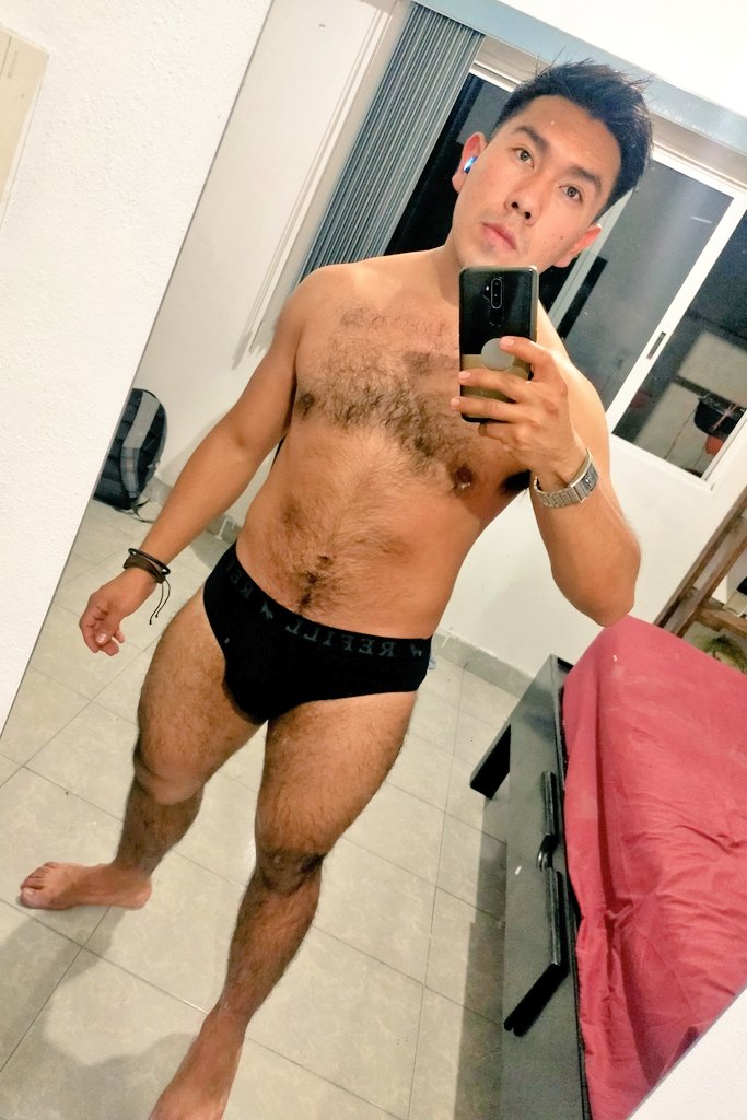 BryVan98's tweet photo. ¿Y qué tiene? xD https://t.co/Pkl0NXrOAx