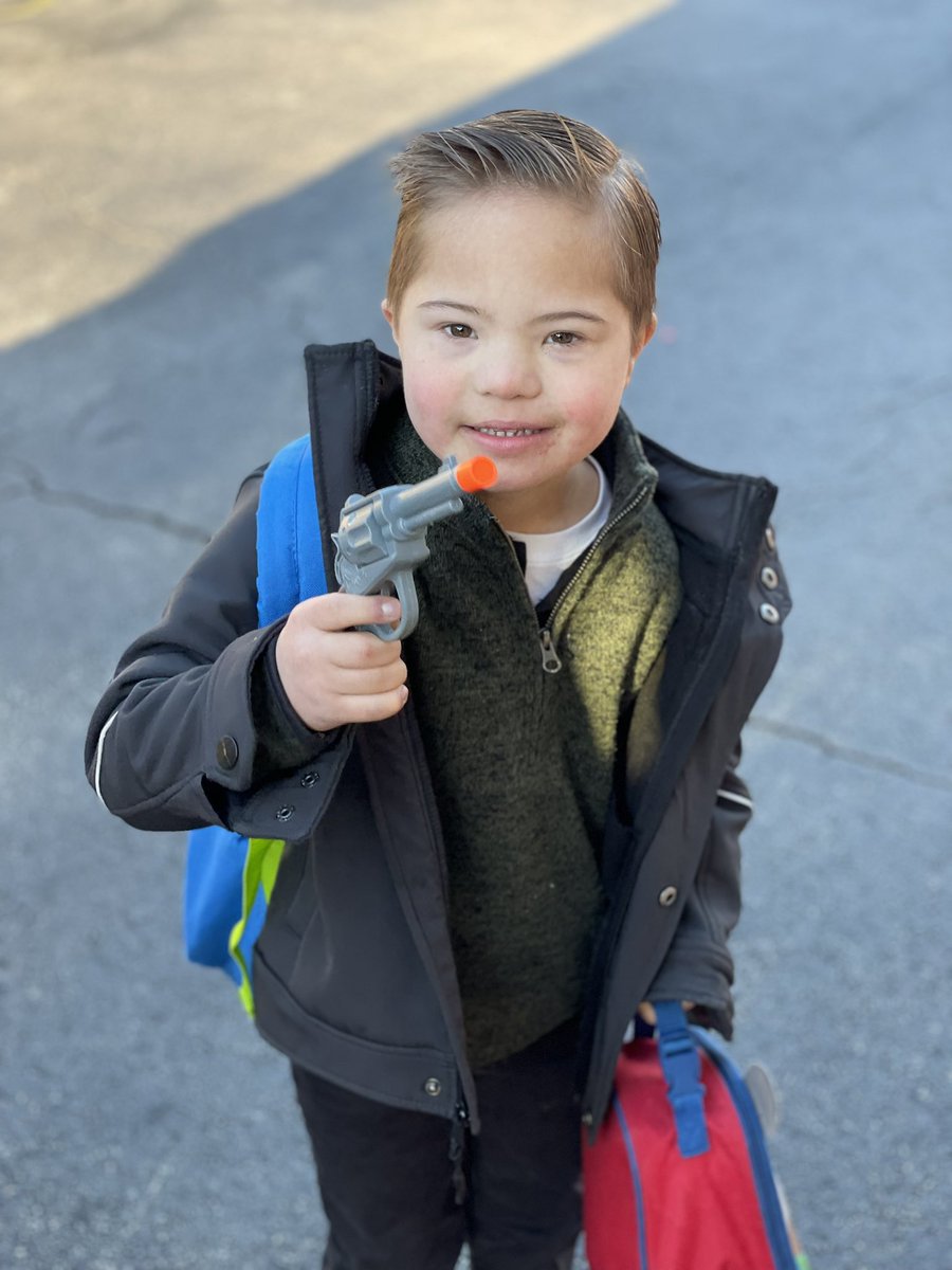 evangelistbilly's tweet photo. At Canaan Baptist Academy we not only believe in the 2nd Amendment but we believe in common sense too. Wil got out of the truck and asked if he could take his gun to school. I obliged and recommend that he even get extra credit! 😉 https://t.co/MsvlD5HCcI
