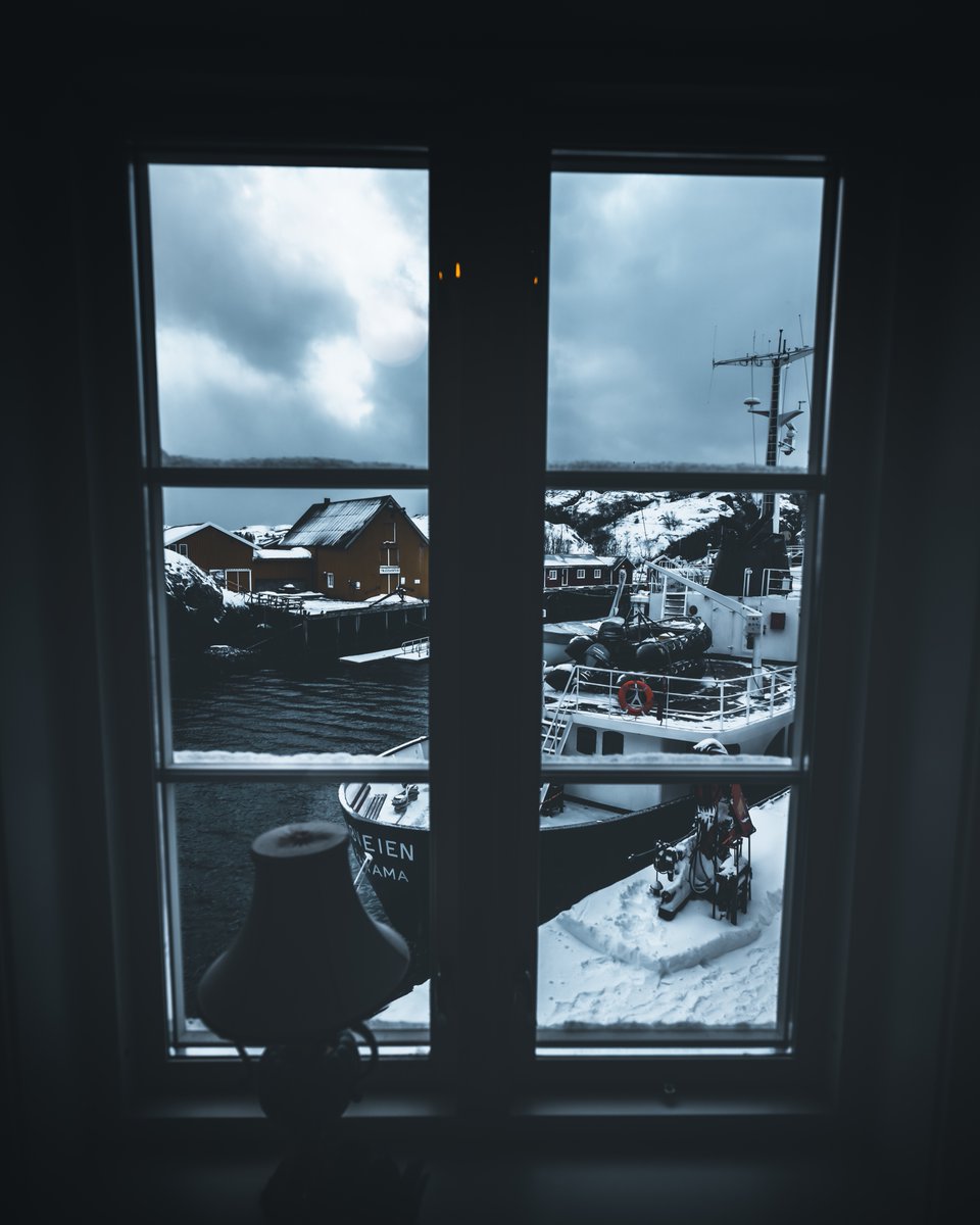 jonasardon_'s tweet photo. GM

Not a bad morning with this view through my window https://t.co/A0ibVskWlX