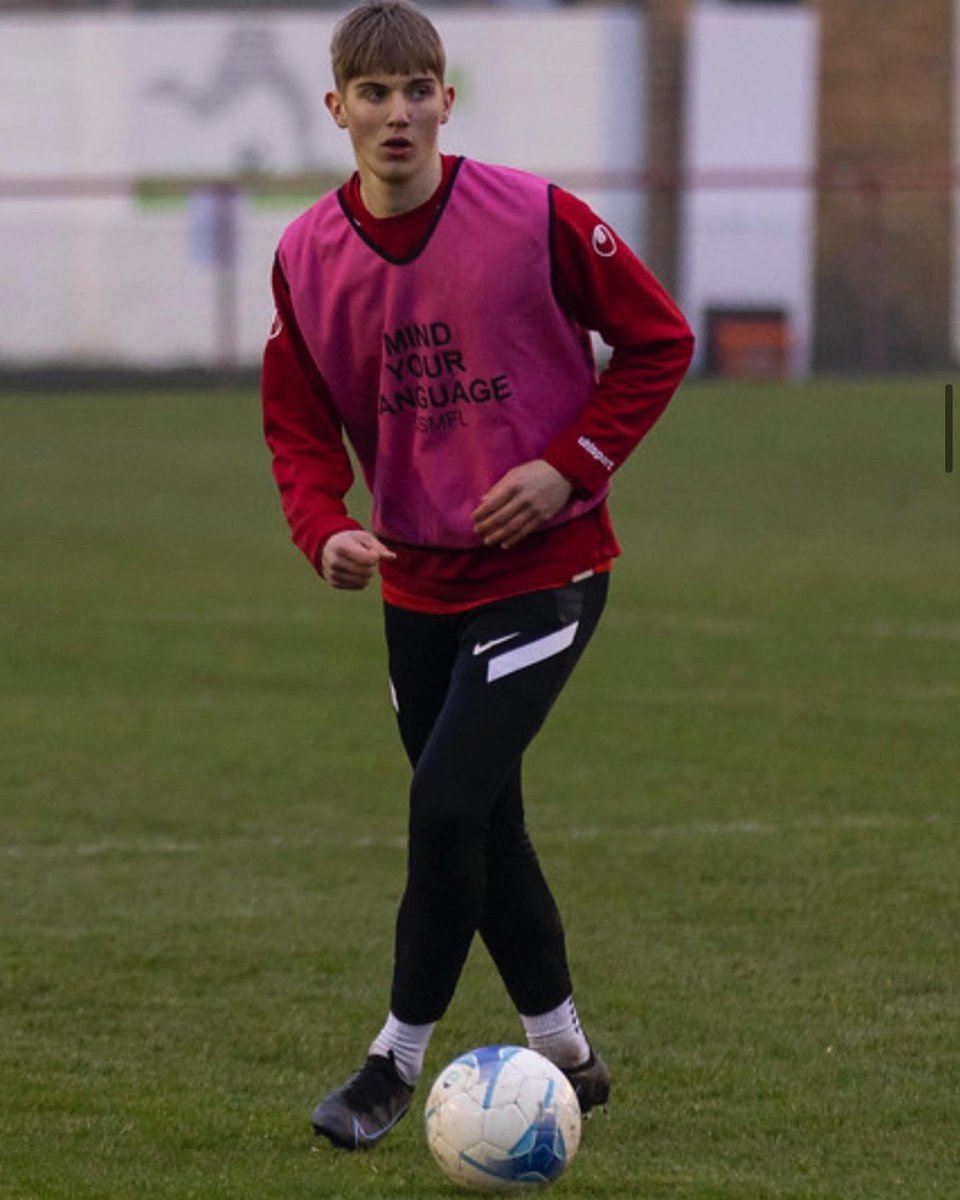 On Saturday our own Jack Timberlake got called up to the First Team despite him only just turning 16.
Great to see our young players having a pathway into the senior sides.
Well done <a href="/Jacktimbs9/">Jack Timberlake</a> keep working hard🙌🏼

#heathens #oneclub
#development #future 

<a href="/FHFC1907/">Flackwell Heath FC</a> <a href="/1stSoccer/">First Soccer</a>