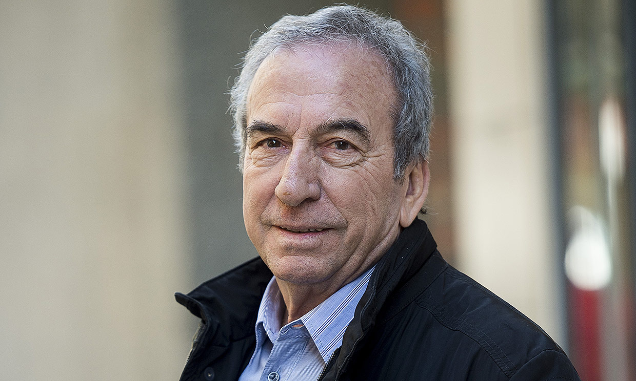 ¡Feliz cumpleaños al señor José Luis Perales!             ,            !
Happy birthday Mr. Jose Luis Perales! 