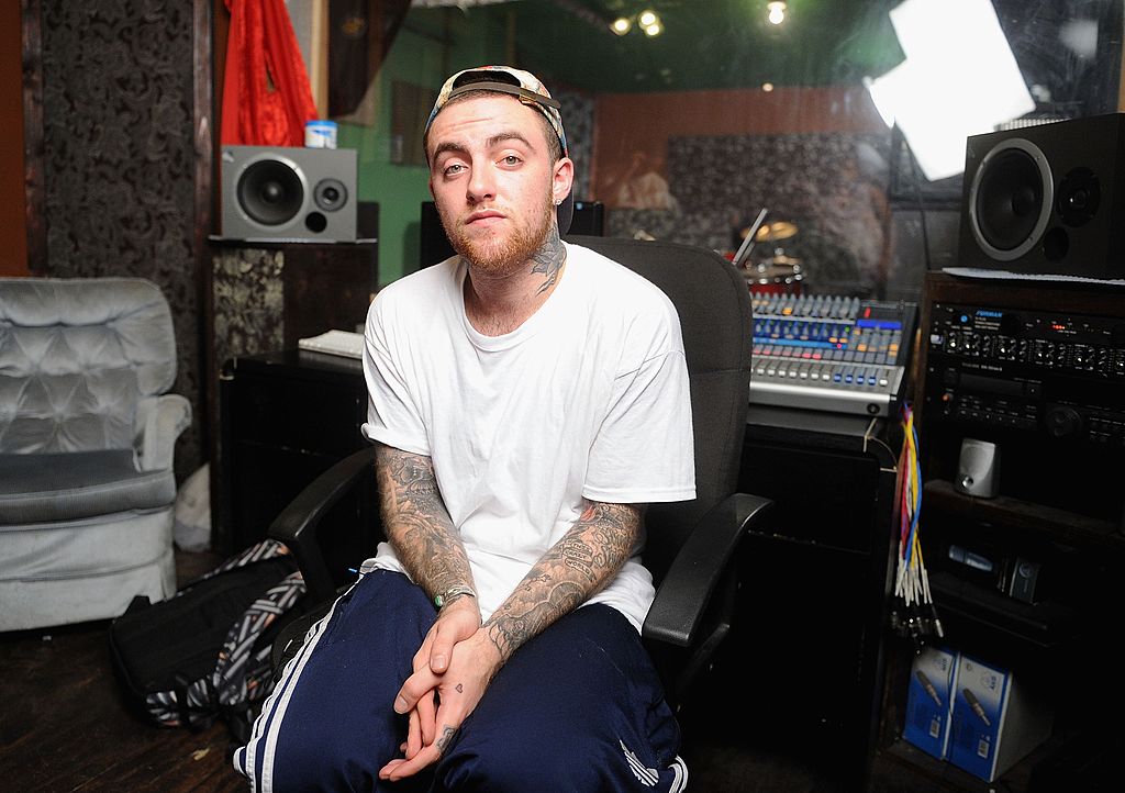 andscape's tweet photo. Happy Birthday, Mac Miller 🙏🏽

📸 Jamie McCarthy/Getty Images https://t.co/BptYTLtT0H