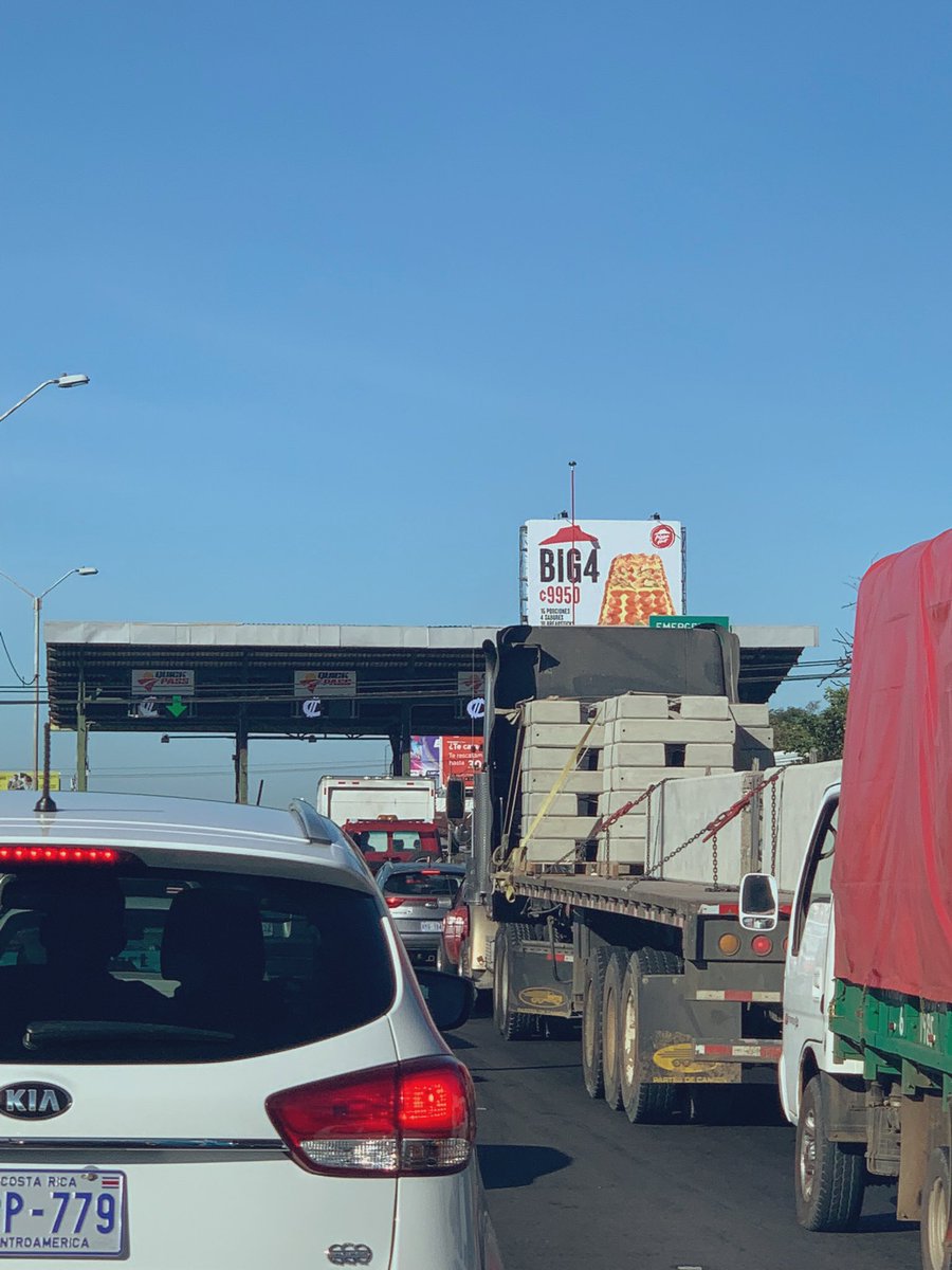 kaguilar19's tweet image. Apliquemos #Quickpass sin aplicarlo !! Putas que son inútiles en este país. @MOPTcostarica