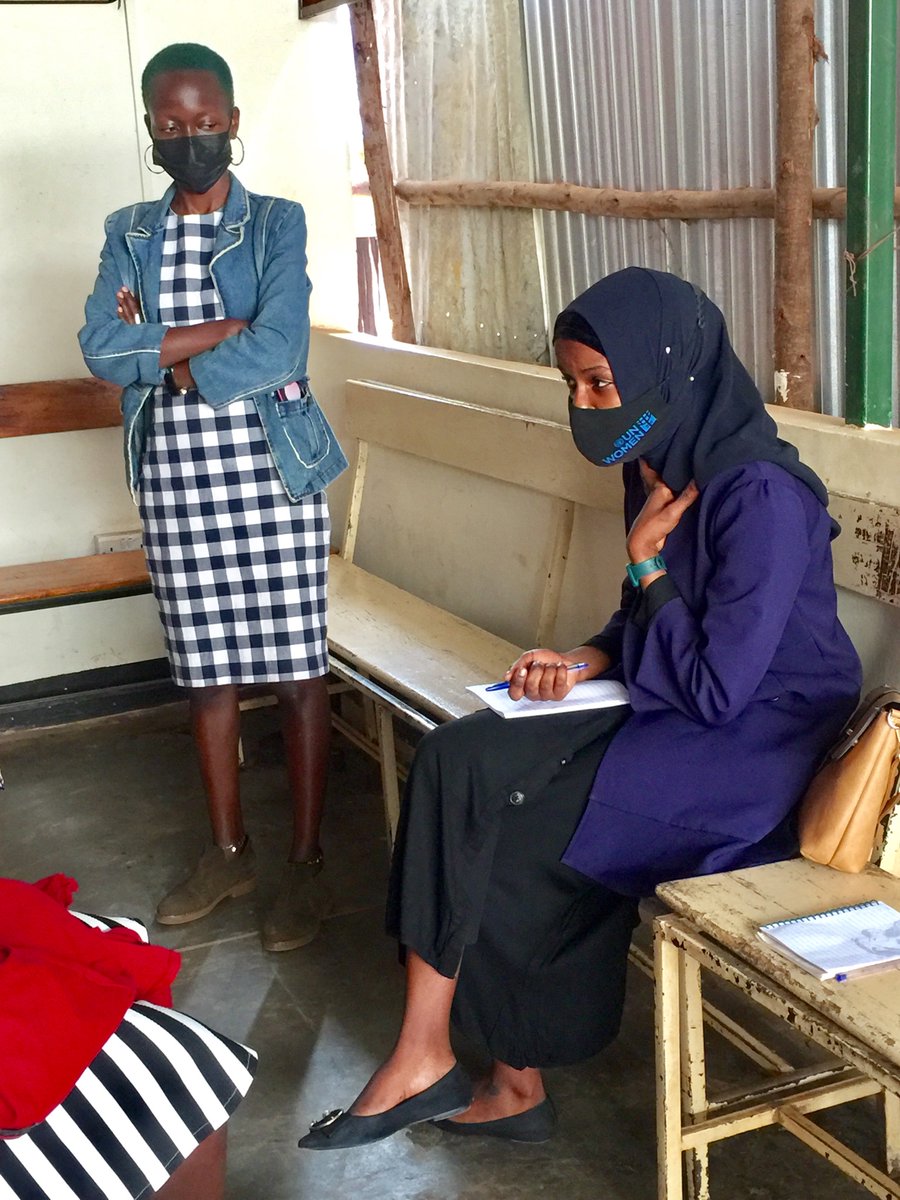 MamuHealth's tweet photo. Our second Session with @SheLawsUG #IAmGoingBack2Sch
Today at @NaguruC our focus is on increasing emotional resilience and reducing vulnerability in mental health problems in teenage mothers.
We encouraged them to pick up there pieces and move forward https://t.co/xzAAj0dh4p