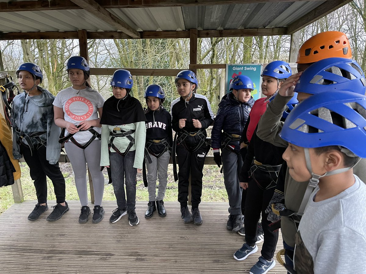 Miss Astley tweet media