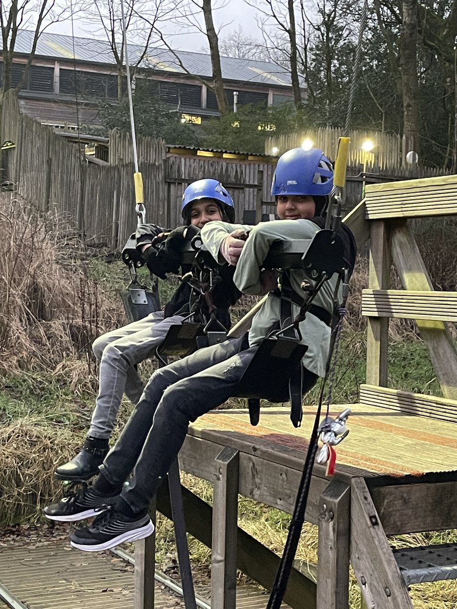 Miss Astley tweet media