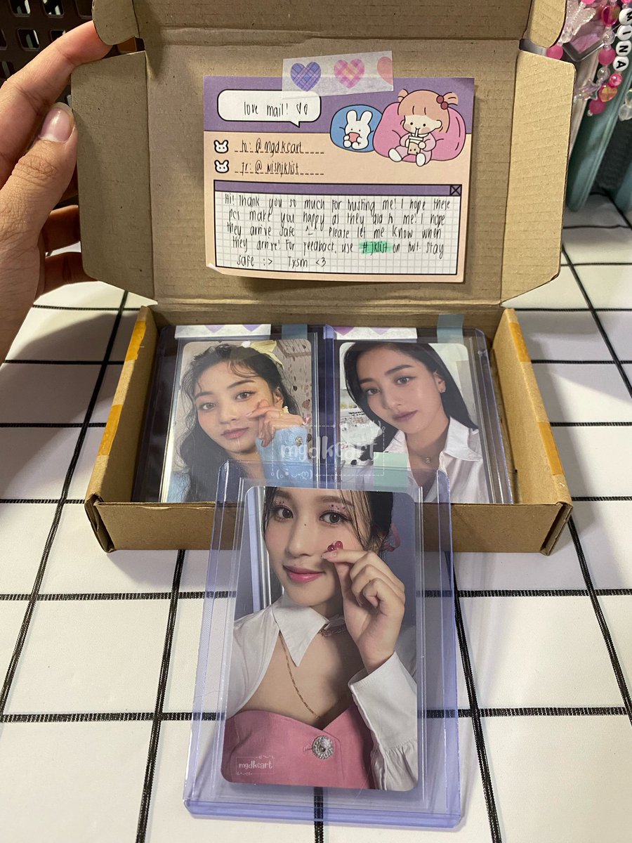 kmgprio's tweet photo. ς( ᐡ-ﻌ•ᐡ ) #mailforjai (。•̀ᴗ-ღ)
look who came home today !! mina finger heart haver na me <33 tysm for bringing mina and jihyo home safely and securely @wishjklist !! until next transaction cguro hehe :>> #jklist https://t.co/bduUXRTNuc
