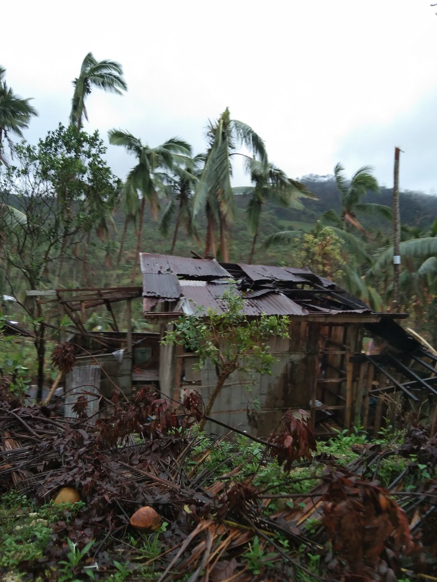 One month has passed since malditang Odette ravaged and destroyed our environment and lot of us until now still suffered but still we must not lose hope and  continue to pray for a brighter tomorrow

Photos taken during our house to house distribution 
ISANGtaon na with CHIMANDA