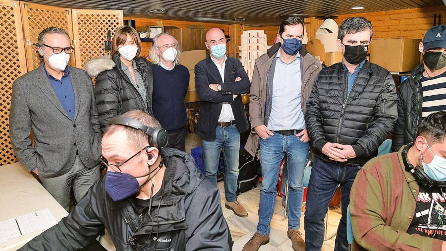 ctvgal's tweet photo. 📰 Os medios de comunicación fanse eco do comezo da rodaxe de 𝐌𝐨𝐭𝐞𝐥 𝐕𝐚𝐥𝐤𝐢𝐫𝐢𝐚𝐬. Velaquí a información que publica hoxe @elcorreogallego
🔗https://t.co/vtp4U9iduZ
#MotelValkirias #EstamosDeRodaxe https://t.co/GzSTJKNBks