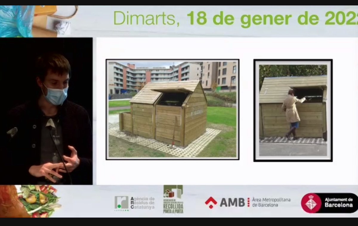 lizcastro's tweet photo. Cases de compostatge comunitaris, la gent diposita residus, es tira a sobre l'estructurant. El compostatge es fa aquí. Amb gent que gestiona la temperatura. I es fa servir el compost localment. 💚💚💚 #Hernani @xabilertxundi @hernanikoudala #papCiutats #compostatgecomunitari https://t.co/YZf3vgcMBO