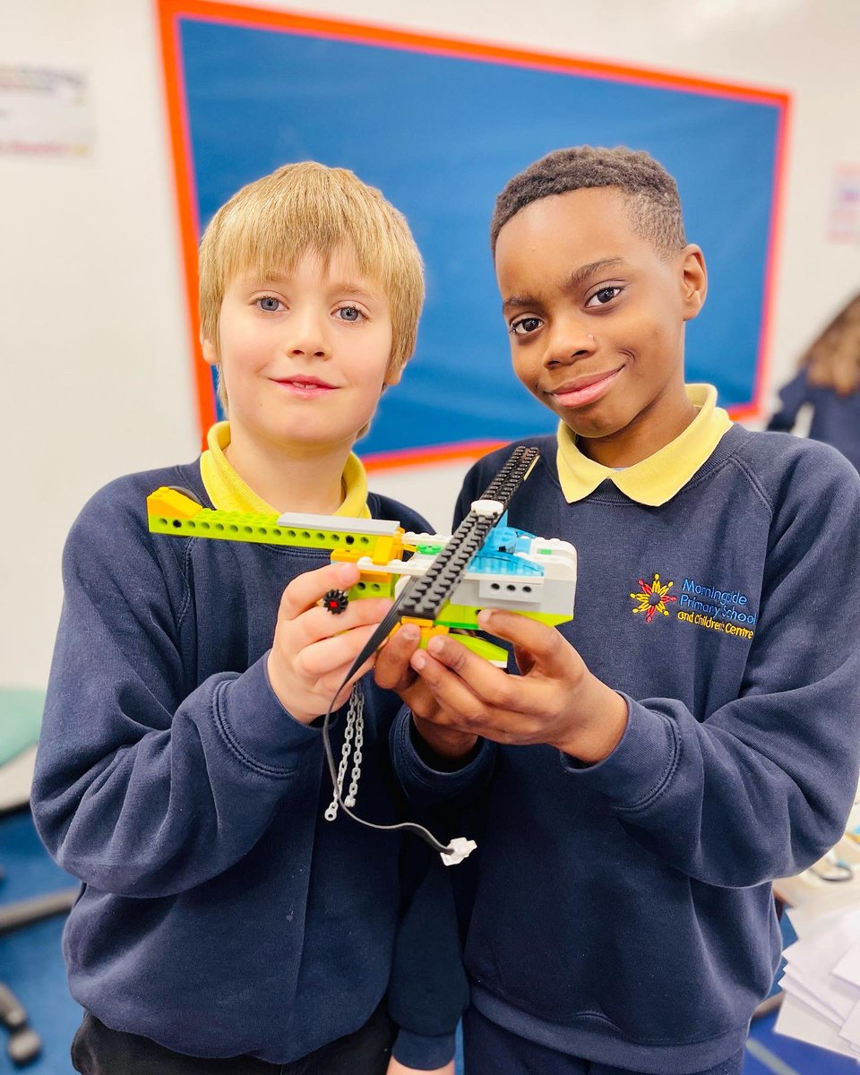 Morningside_ps's tweet photo. At “WeDo” @LEGO_Education #AfterSchoolClub, the children had so much fun building and programming “Milo the Science Rover” and Helicopters
#Lego #WeDoLego #LegoEducation #LegoWeDo #LegoRobotics https://t.co/LwqelwLrbg
