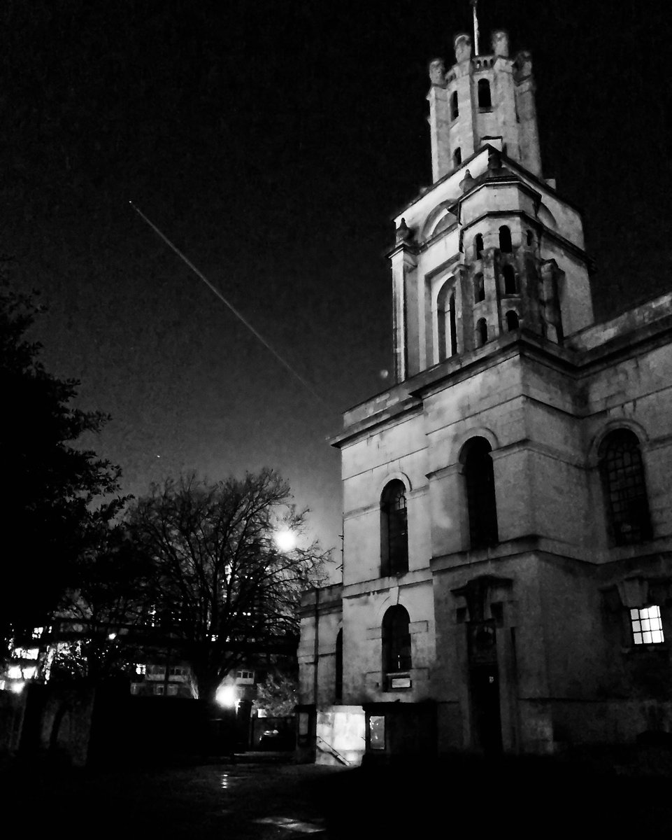 Dawn Neesom (@dawnneesom) on Twitter photo Wolf Moon sinking over east end of London. Beautiful, eerie & freezing morning. Er, that’s it. Yes, I’m faffing about tweeting even tho meant to be writing <a href="/dailystar/">Daily Star</a> column 😉🥶#WolfMoon #Tuesdaymotivation #London #getonwithit Wolf Moon sinking over east end of London. Beautiful, eerie & freezing morning. Er, that’s it. Yes, I’m faffing about tweeting even tho meant to be writing <a href="/dailystar/">Daily Star</a> column 😉🥶#WolfMoon #Tuesdaymotivation #London #getonwithit