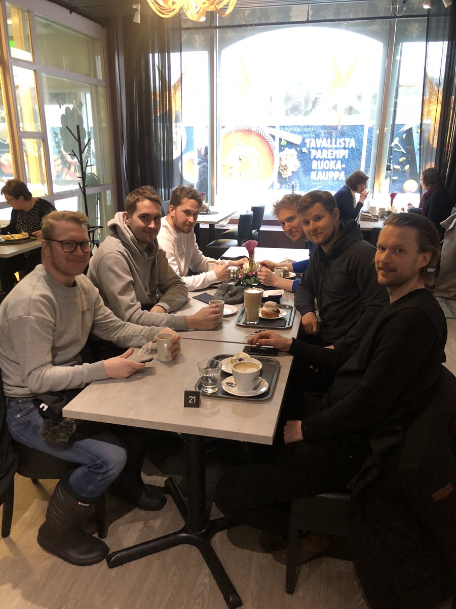 Äänioikeus (velvollisuus) käytetty. Vaalikahveet äänestyksen päälle. Käykää äänestämässä. #aluevaalit <a href="/KalPa_Hockey/">KalPa</a>