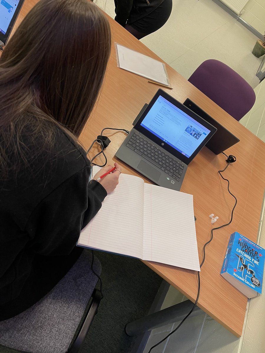 Exciting morning as the S2s received their Chromebooks.L! <a href="/AlloaAcademy/">Alloa Academy</a> <a href="/Google/">Google</a> #Chromebook <a href="/GEGScotland/">GEG Scotland</a>