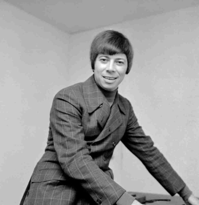 Happy Birthday to Bobby Goldsboro, 81 today 