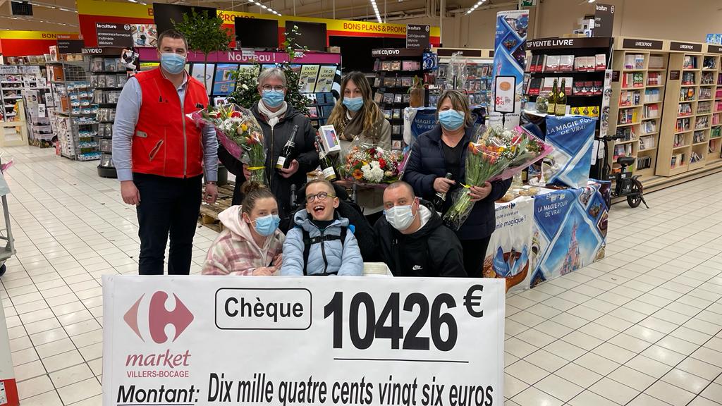 WeMorgane's tweet image. Grâce au #CarrefourMarket de Villers-Bocage, plus de 10 000€ ont été récoltés en faveur de l’association “Le bonheur de Lyham”.
 
Ces dons vont permettre de lui offrir un nouveau véhicule adapté à son #handicap. Merci à nos généreux Clients !
Bravo à tous ! Fière de vous !