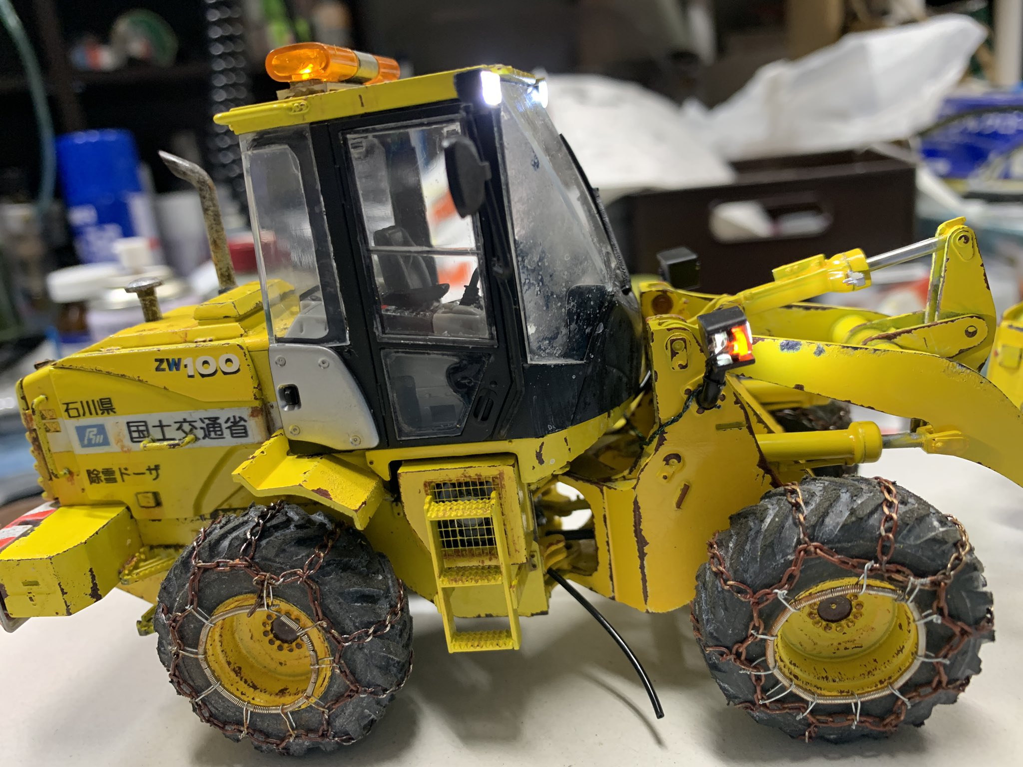 Hgs Model ハセガワ模型 除雪車 国土交通省 電飾 もう少し フロント油圧リンク系統めっちゃ繊細な組み立て しかし精度良く組める T Co Ofcm6dmghu Twitter