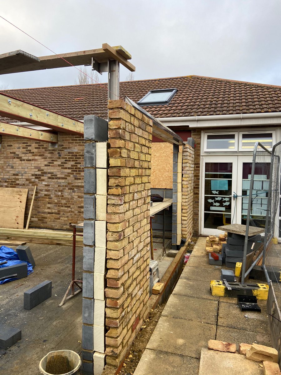 APcost_ltd's tweet photo. Great progress at Iwade Community Primary Academy!

AP Cost Consultants (Kent) Ltd have been providing PM and QS services for our client!

Great to be working with @BuildingOnTrust, @KentDesignStudi and @considineinfo 

#RICS
#projectmanagement  
#QuantitySurveying https://t.co/nkzSIBqVF3
