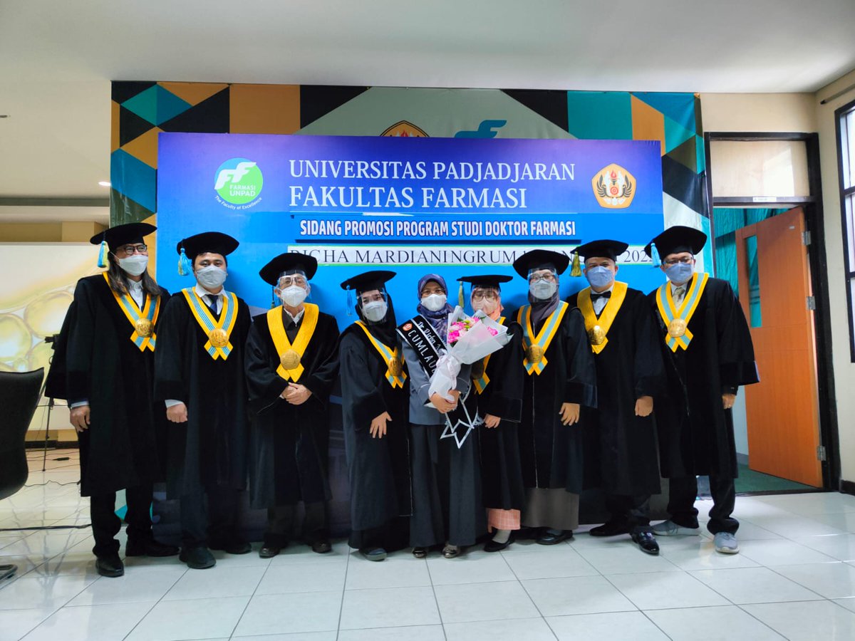 Selasa, 18 Januari 2022,  Prodi Doktor Farmasi telah meluluskan Dr. Richa Mardianingrum, dengan predikat cum laude. 

Civitas akademika <a href="/fmunpad/">Farmasi UNPAD</a> mengucapkan selamat dan sukses untuk Dr. Richa.