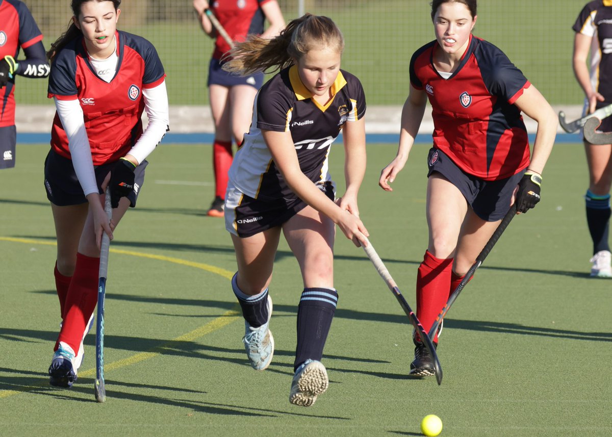 KSB Photos & News (@ksbphotos) on Twitter photo Photos from yesterday's girls' ISHC U15 hockey <a href="/KingsBruton/">King's Bruton</a> vs <a href="/KingsWorcester/">King's Worcester</a> can be viewed here - bit.ly/352sTa7
#KSBEasterTerm #KSBHockey <a href="/KSBSportDept/">King's Bruton Sport</a> <a href="/SmileISHC/">Smile Hockey Cup</a> Photos from yesterday's girls' ISHC U15 hockey <a href="/KingsBruton/">King's Bruton</a> vs <a href="/KingsWorcester/">King's Worcester</a> can be viewed here - bit.ly/352sTa7
#KSBEasterTerm #KSBHockey <a href="/KSBSportDept/">King's Bruton Sport</a> <a href="/SmileISHC/">Smile Hockey Cup</a>