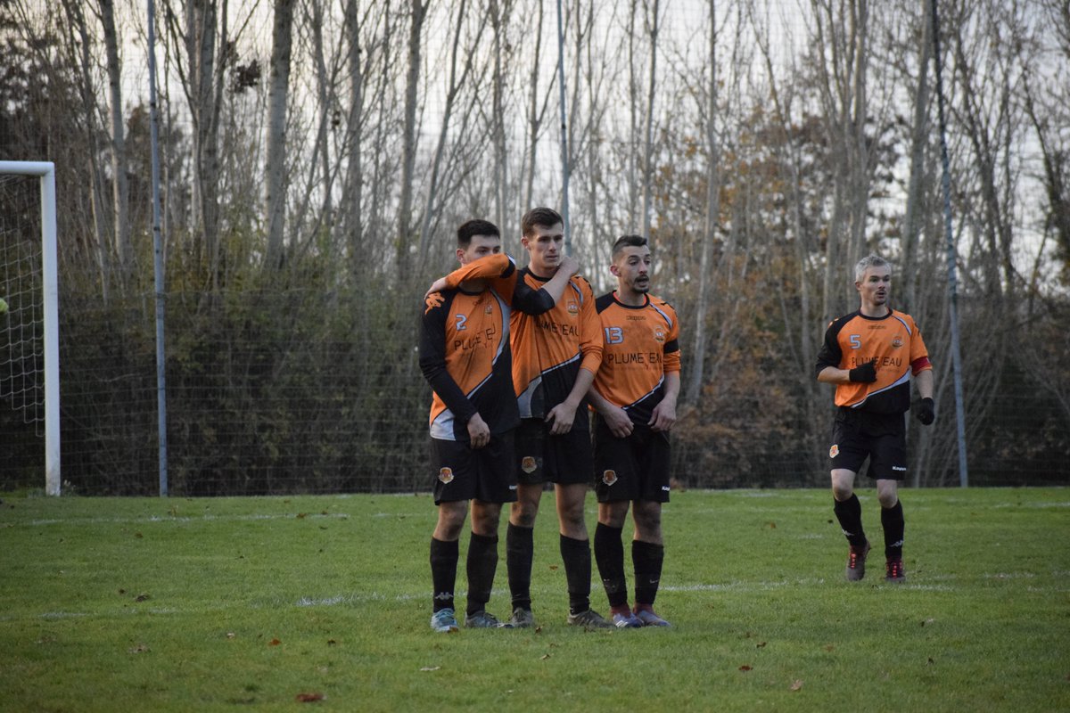 FCML49's tweet image. Vouuuuus ne paaasseeereeezzz paaass 🥜

Quand la B se met en mode Catenaccio, c'est un cauchemar pour les attaquants adverses 🥶

#allezlesoranges #roadtoD2 🧡🖤
📸Marie Rethore