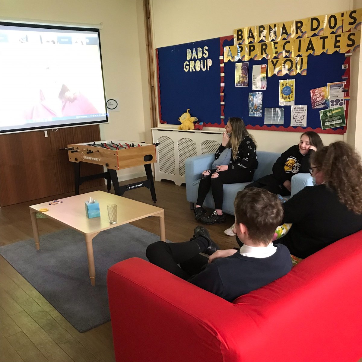 Well done to the group of young people from <a href="/BarnardosScot/">Barnardo's Scotland</a> in Inverclyde for giving their views on health and wellbeing to MSPs 👏 It was great to take part in this virtual <a href="/SP_HSCS/">Health, Social Care and Sport Committee</a> committee session and help shape the inquiry into how support for young people can be improved 💚