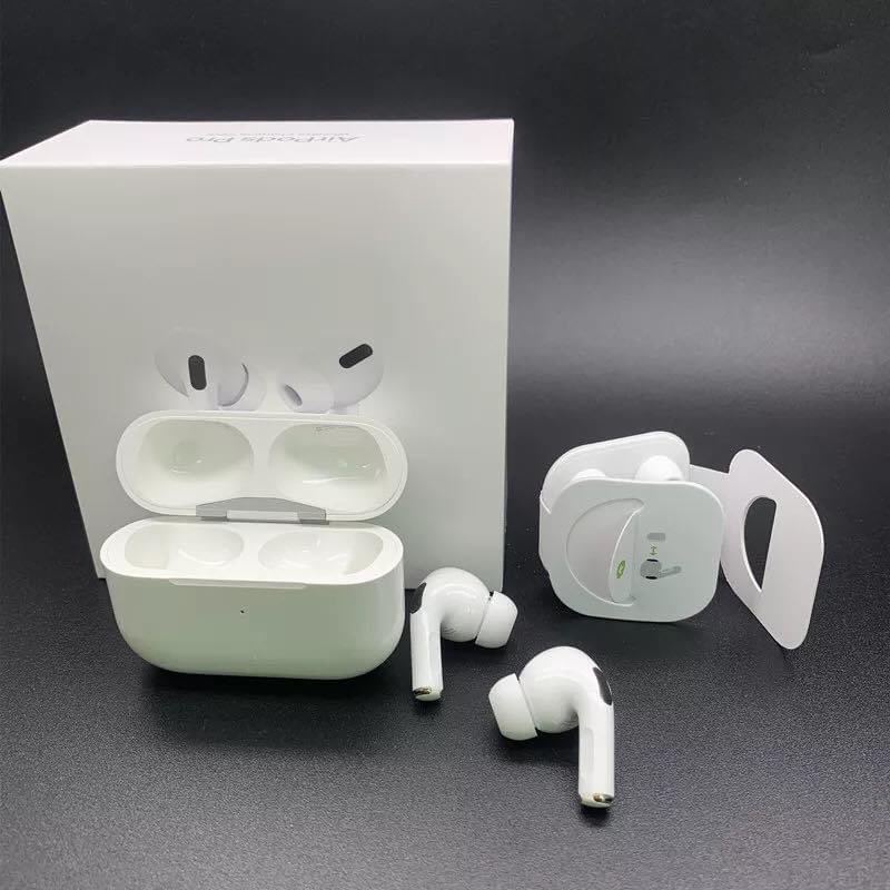 abdulhaqq___'s tweet photo. 1st apple airpord pro 25k
2nd apple airpord ii 20k
3rd cloned airpord pro 6500
4th original iPhone charger 8k

Minna 📍
Nationwide delivery 🚚 
Call/whatsapp:: 08134771282 

Your single RT might get me a customer 🙏🏾🙏🏾 https://t.co/lf8IDByM8P