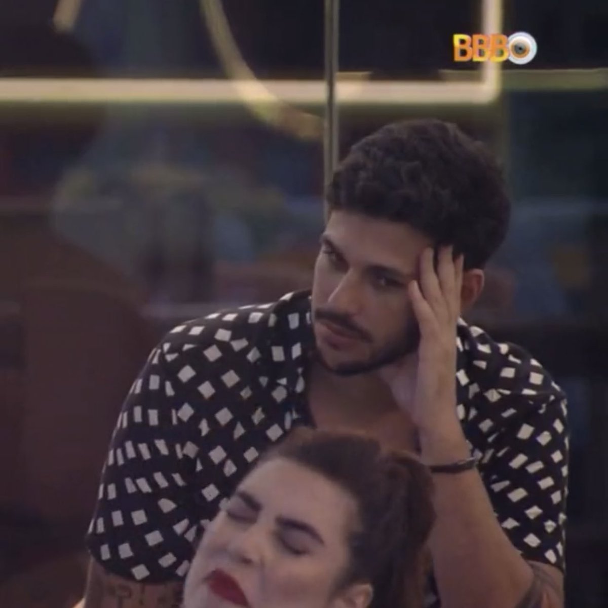 rodolpho's tweet photo. a imagem ao vivo do ranço sendo instalado #BBB22 https://t.co/q3z11VcDkr