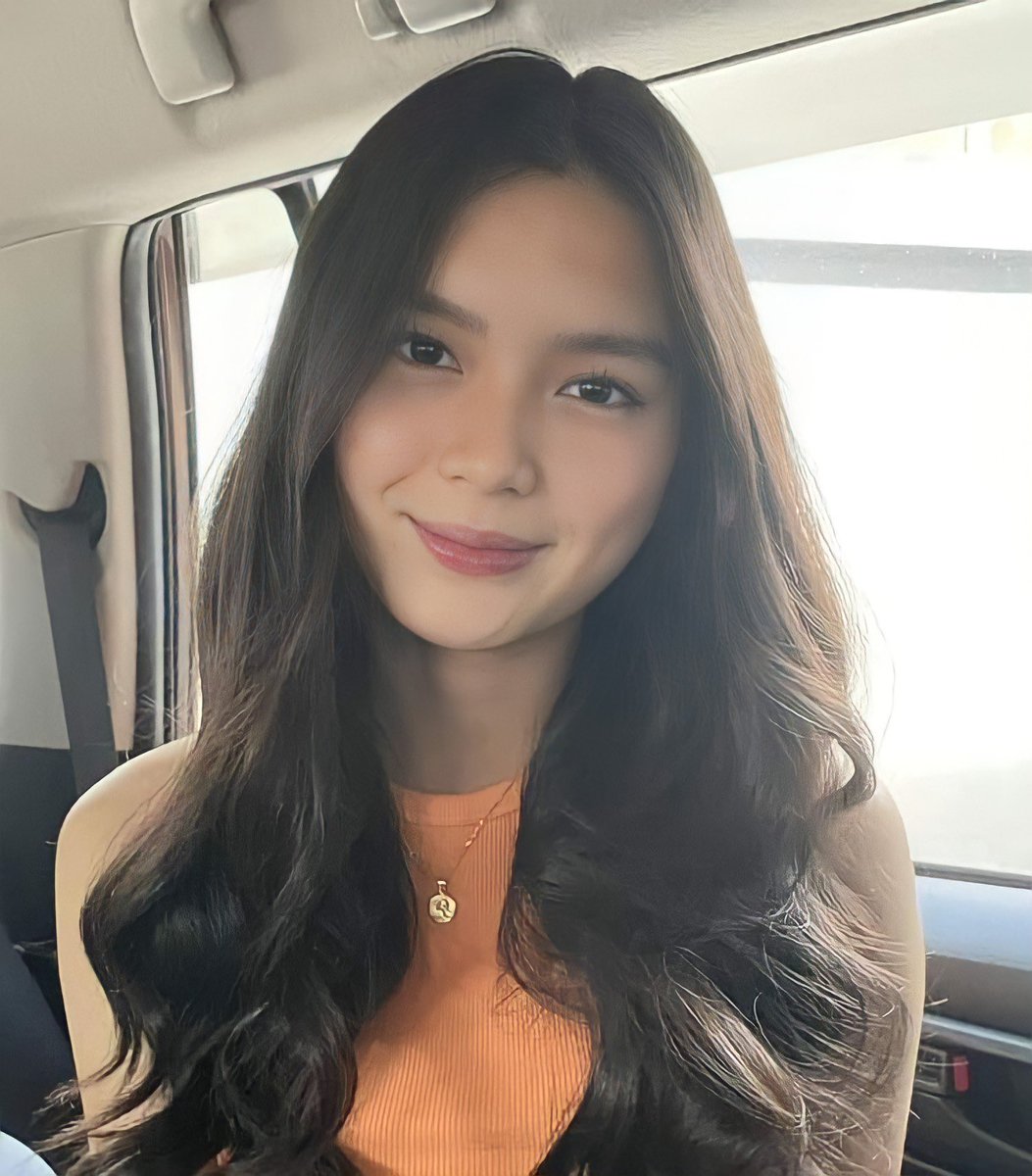 ashcinereal's tweet photo. Jusko ang gandang babae talaga ni Francine!! Bagay na bagay sila ni Ashton 😆😍 @_ashtonnp
@francinecarreld @starmagicphils @Estrada21Karla @ericjohnsalut @iwanttfc @direklauren

#AshCine #ashtonsalvador #FrancineDiaz #BolaBolaSoon https://t.co/2QfLN68A9D