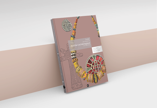 editionsMergoil's tweet photo. Nous avons le plaisir de diffuser un nouvel ouvrage :

"Guide pour illustrer le mobilier archéologique non céramique."

Franck Abert,  Mathieu Linlaud, Michel Feugère,  2021, Prix 30 € + port.

Info, Sommaire : https://t.co/fUftuAFwQL

#archeology #instrumentum #mobilier https://t.co/CY3B004rhQ