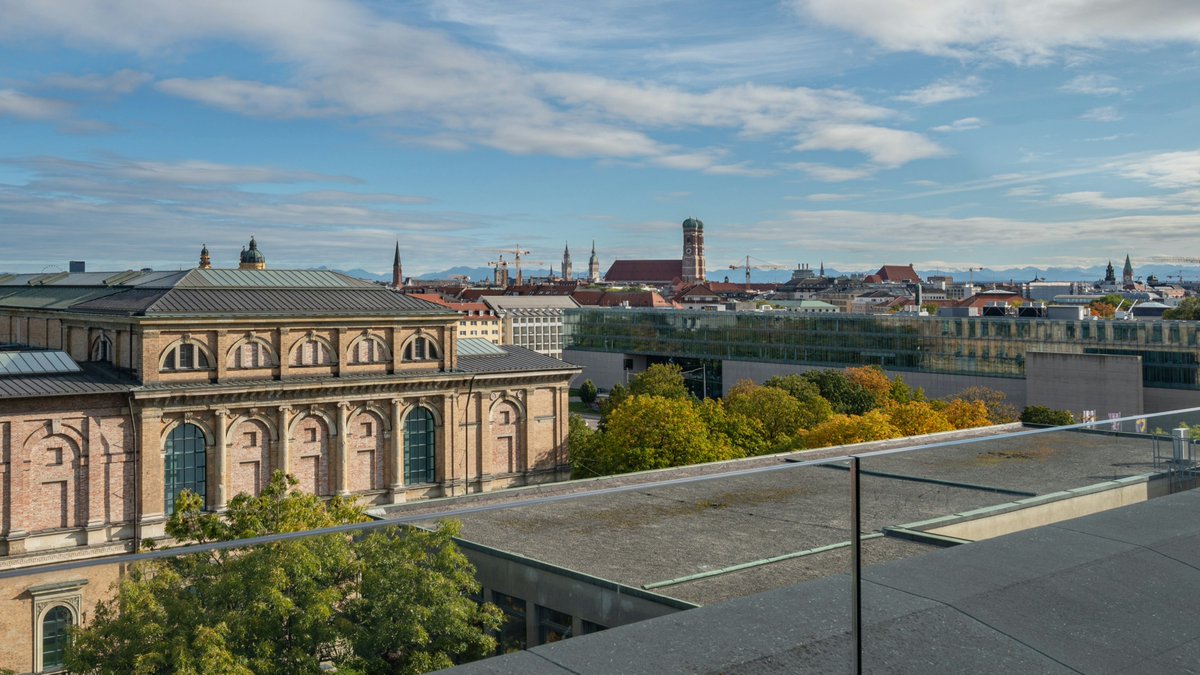 TU_Muenchen's tweet image. Apply now for the Munich Global Impact Sprint and benefit from the unique #startup ecosystem of Munich&apos;s top universities! The #EntrepreneurshipProgram provides steady interaction with partners from business and science. Application deadline is March 15: go.tum.de/765685