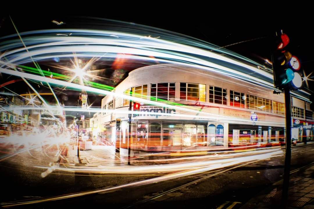 Our 10th anniversary is fast approaching. Tickets for our gala dinner with bottomless drinks are exclusively available through our Pay it Forward campaign. More details here: events.matthewsyard.com/event/10th-ann…
📸 <a href="/CDNzine_social/">CDNzine_social</a>